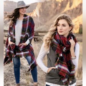 Grace & Lace Plaid Pocket Poncho Fringe Scarf Size OS